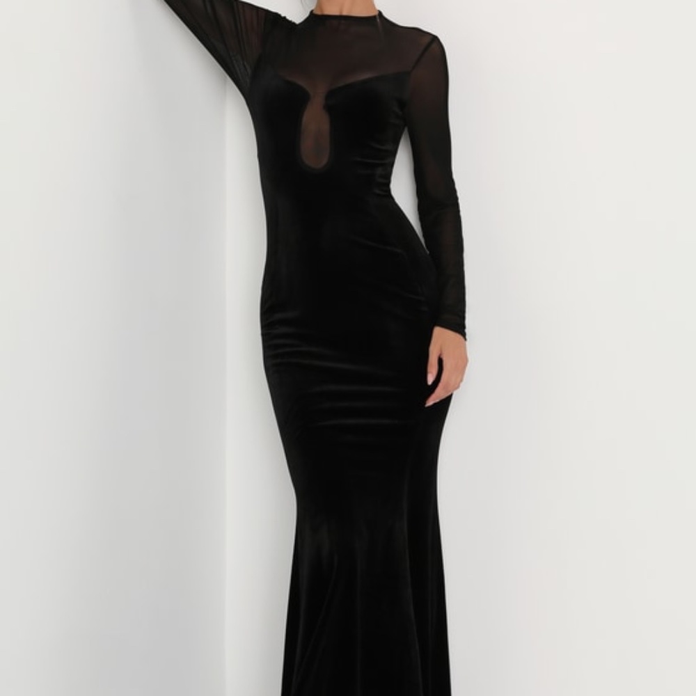 Alluring Fixation Black Velvet Mesh Long Sleeve Maxi Dress